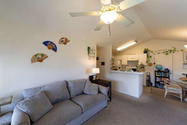 Building Photo - 75-6081-6081 Ali‘i Dr