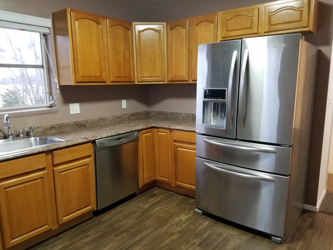 Newly renovated kitchen. All new appliances - 100 Manning Pl