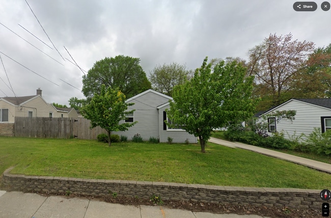 Exterior - 1116 36th St SW