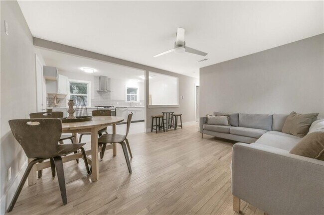 Foto del edificio - 3204 Neal St