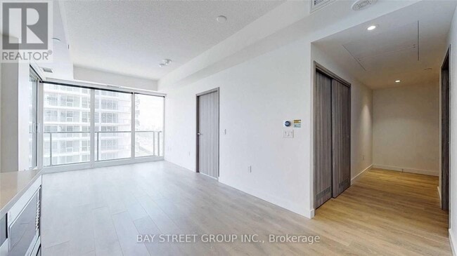 Building Photo - 95 McMahon Dr