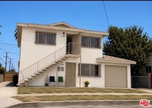 Building Photo - 8468 S Halldale Ave