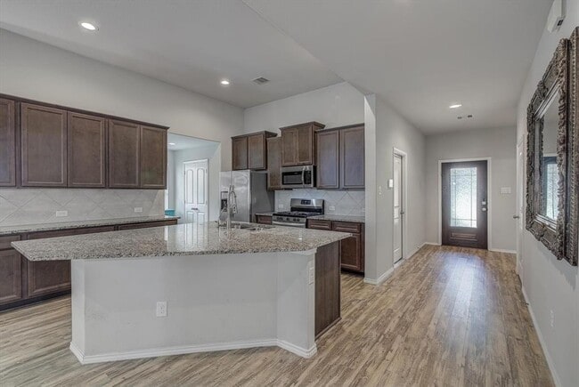Building Photo - 21583 Elk Haven Ln