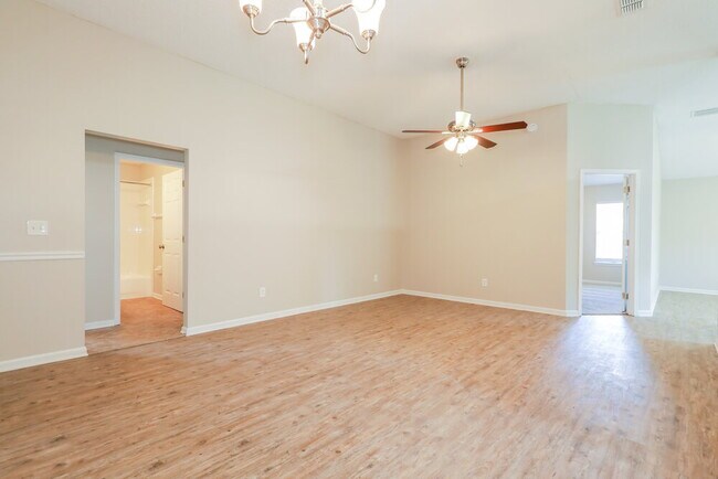 Building Photo - 2922 Biloxi Trail
