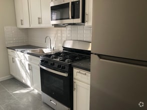 Building Photo - 500 Alma Terrace