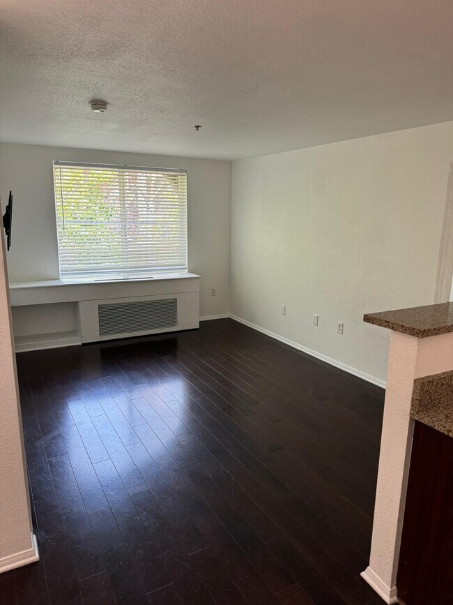 3 - 1970 Columbia St