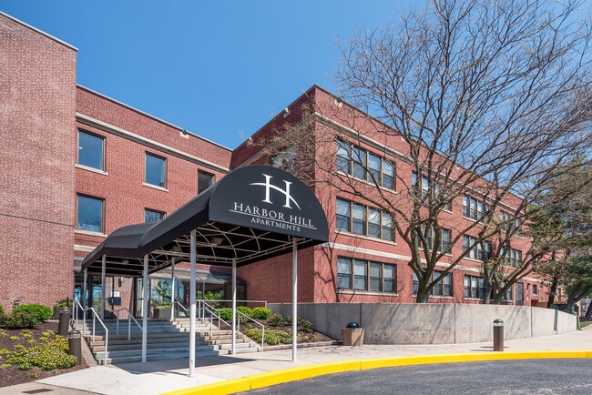 Building Photo - Harbor Hill Apartments