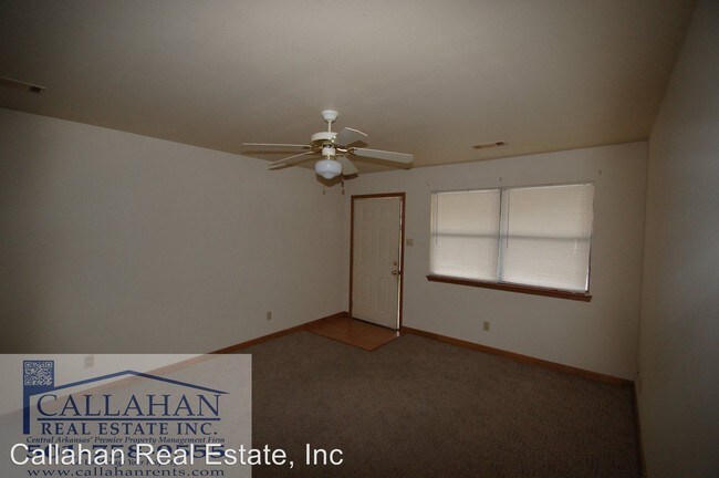 Building Photo - 1004 Ruth Ann Dr
