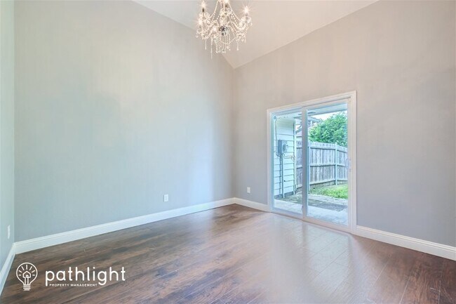 Foto del edificio - 725 Rawlins Drive, Lancaster, TX, 75146