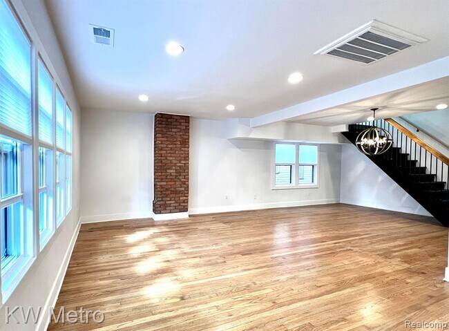 Building Photo - 17342 Warrington Dr