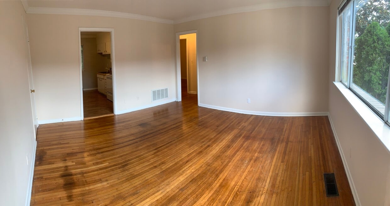 Foto principal - 2004 Molton Ct