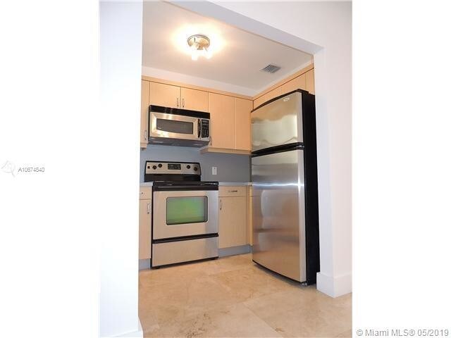 Foto del edificio - 540 NE 62nd St