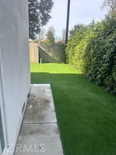 Building Photo - 6506 N White Oak Ave