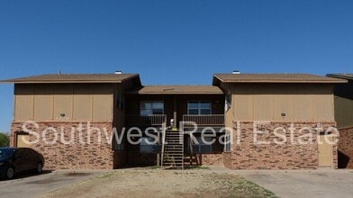 Building Photo - 1220 W Manana Blvd