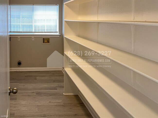 Building Photo - 4 br, 2.5 bath House - 2420 Glen Field Dri...