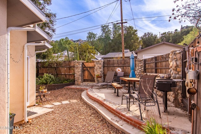 Building Photo - 1226 Aster St