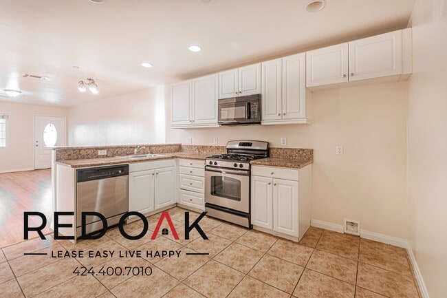 Building Photo - 500 The Terrace