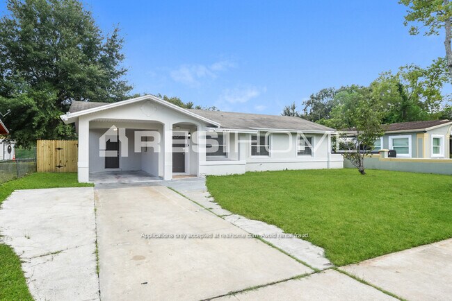 Building Photo - 5222 Lanette St