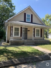 Building Photo - 942 N Concord St