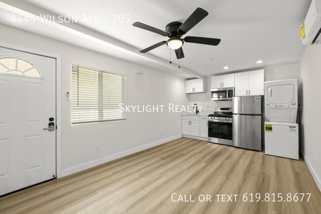 Foto del edificio - 4444 Wilson Ave