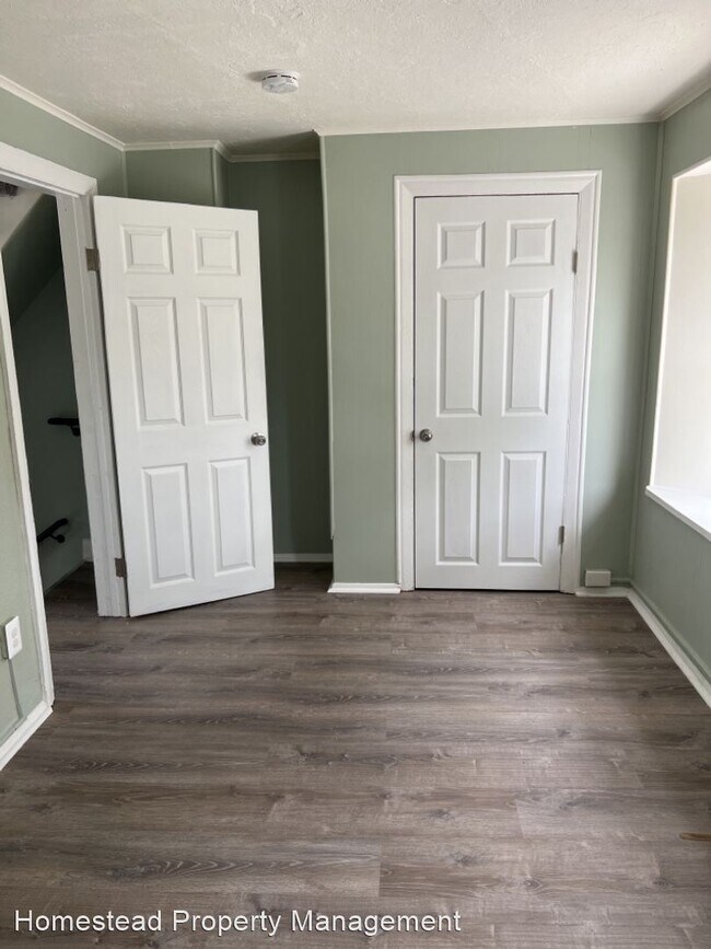 Foto del edificio - 3 br, 1 bath House - 10 7th St.