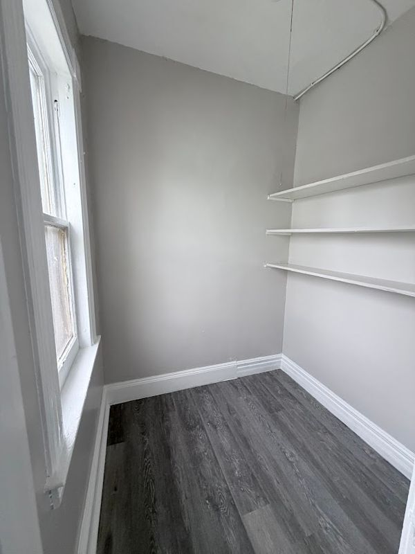 Foto del edificio - 74 Chadwick Ave