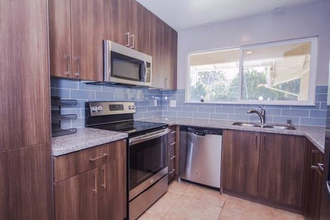 Foto del edificio - 1113 Remington Ct