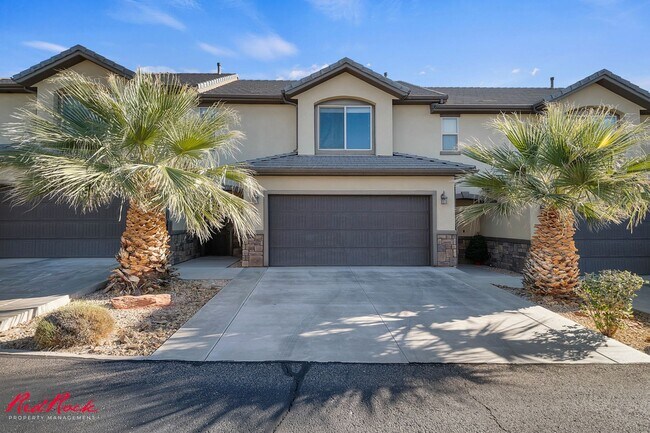 Foto del edificio - Charming 3 Bedroom Townhome