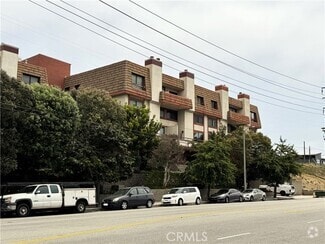 Building Photo - 8828 Pershing Dr