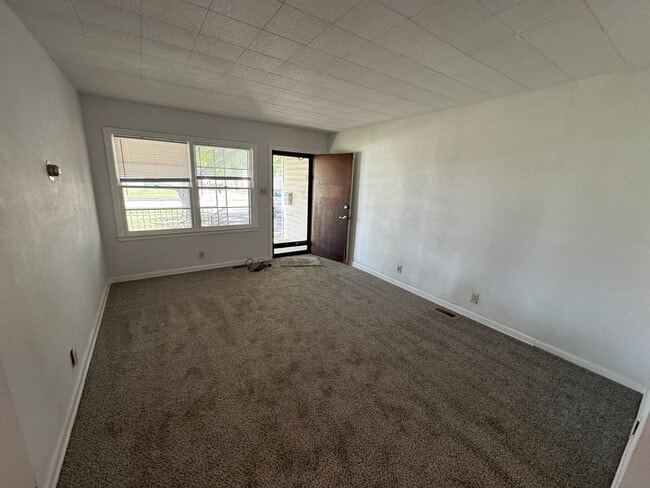 Building Photo - 1218 W Jewell St