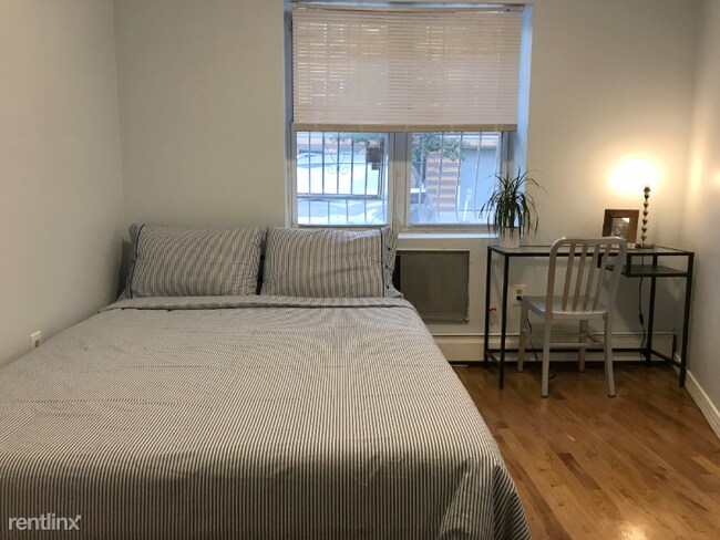Foto del edificio - 251 Skillman Ave