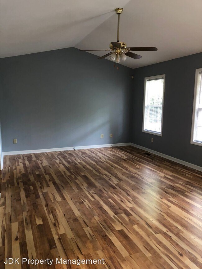 Building Photo - 3 br, 2 bath House - 208 Belle Ct