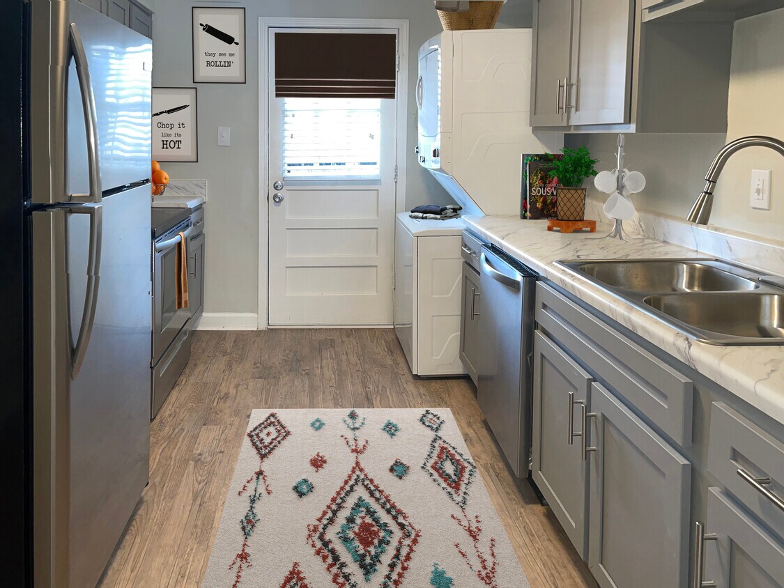 The Galloway Evergreen Apartments at 1571 Galloway Ave Memphis, TN