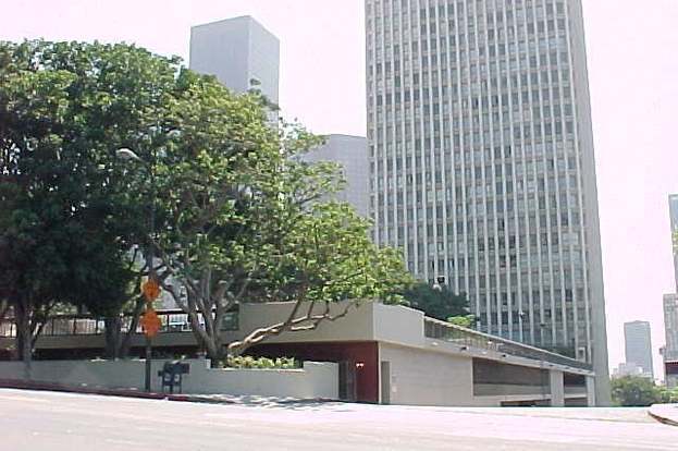 Foto del edificio - 800 W 1st St