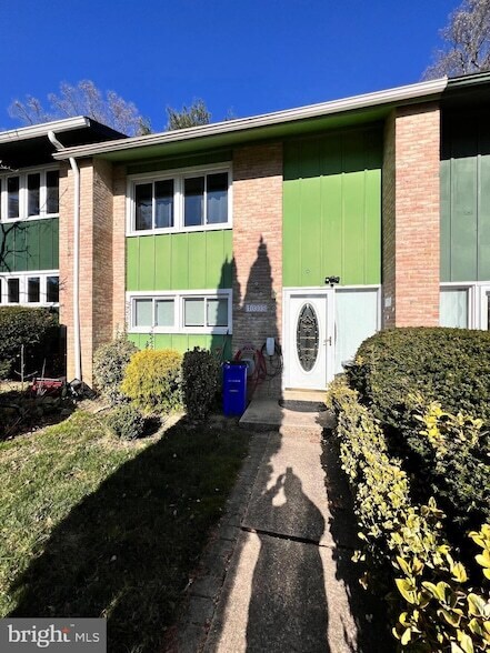 Foto principal - 10305 Crimson Tree Ct