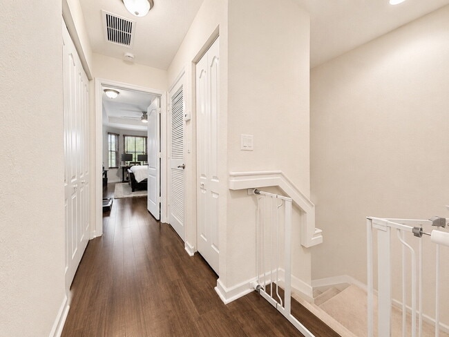Photo - "Charming 3-Bed Oasis with 2.5 Baths in Lakeworth - Lakeview – Spacious 1622 Sq. Ft. Gem!" Apartment