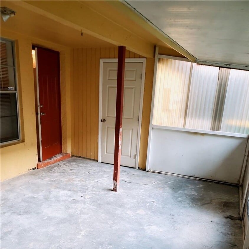 Photo - 2743 NW 47TH TER #604 LAUDERDALE LAKES, FL 333