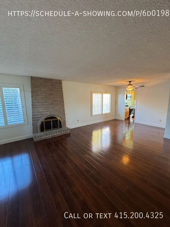 Building Photo - Available Now! Spacious 4-Bedroom, 3-Bathr...