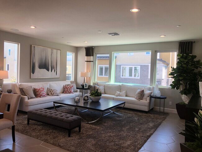 Foto del edificio - 5708 Sterling St