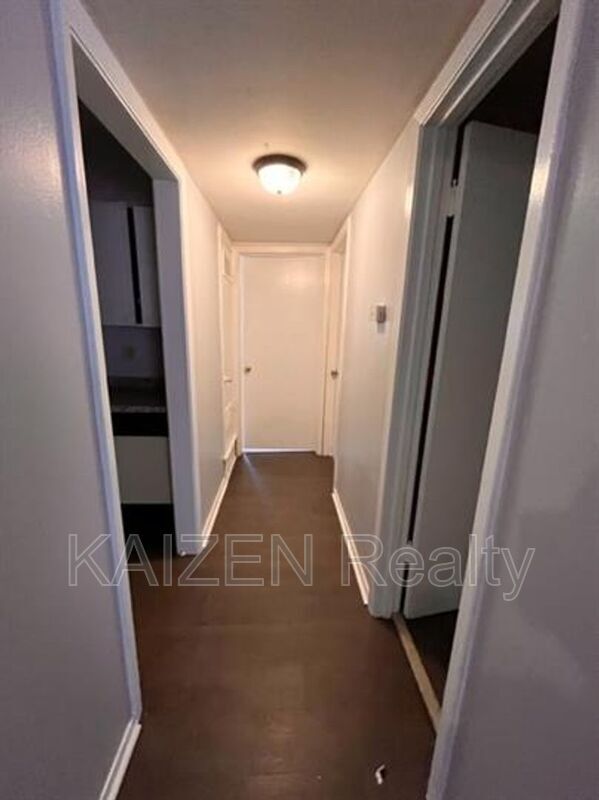 Building Photo - 151 N Belvedere Blvd
