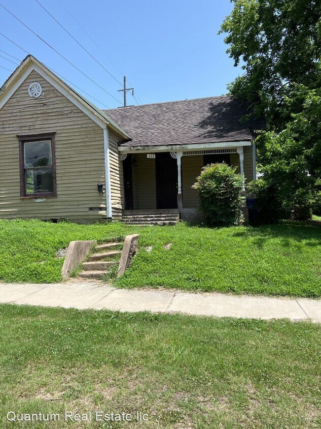 Primary Photo - 2 br, 1 bath House - 415 N. N STREET