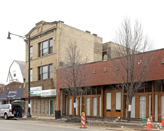 1529 W Devon Ave, Chicago, IL 60660 Apartments - Chicago  
