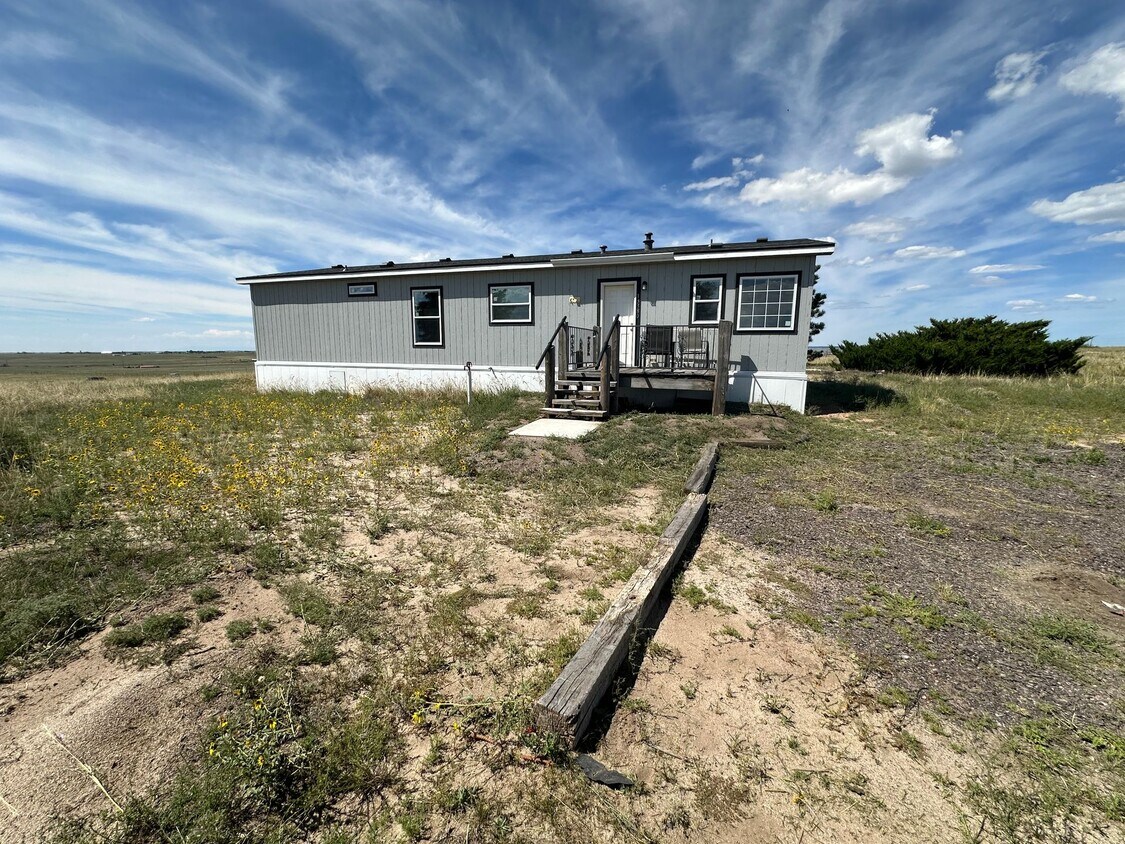 Primary Photo - 13380 Log Rd