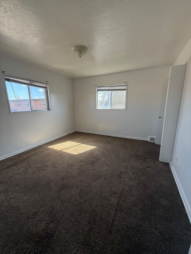 Foto del edificio - Maple Heights Townhomw