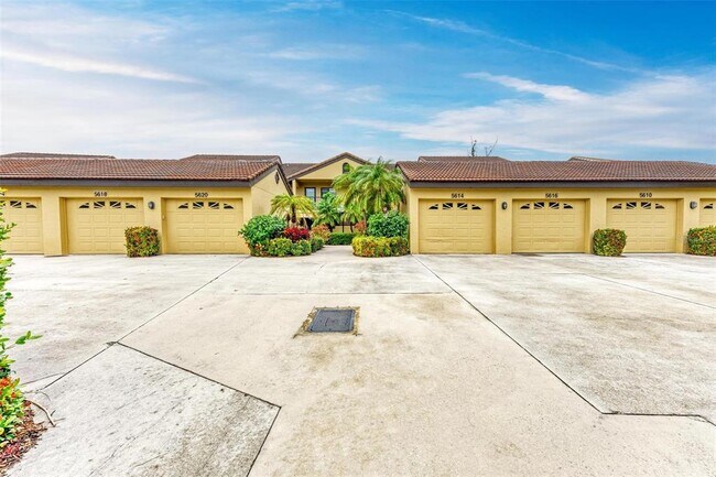 Building Photo - 5612 Ashton Lake Dr