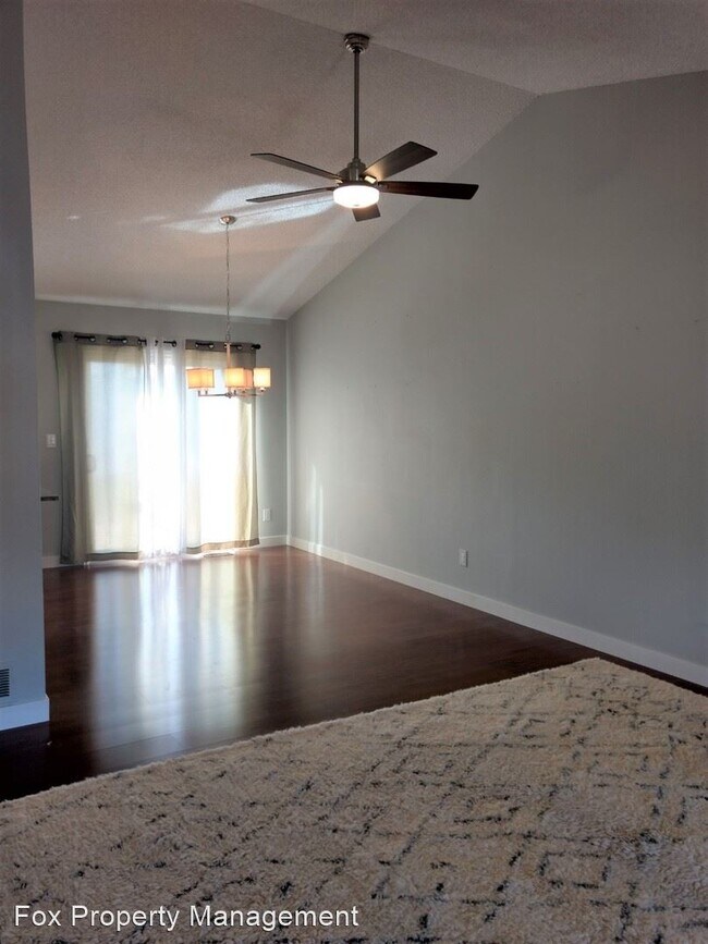 Foto del edificio - 3 br, 2 bath House - 205 W Cornwall Court