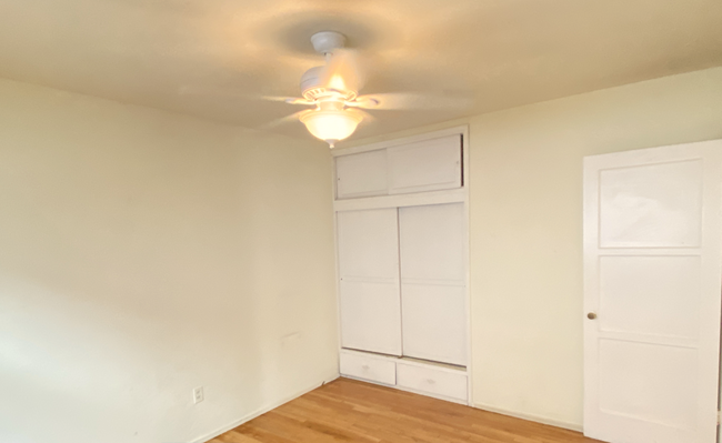 Building Photo - South Park 2/Bedroom Cottage w/Garage