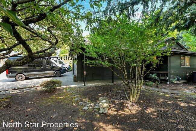 Building Photo - 3 br, 2 bath House - 65 Kingsgate Rd