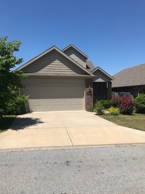 Adorable Home Close to Everything! - Adorable Home Close to Everything!