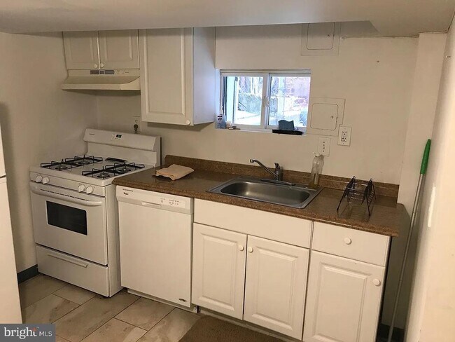 Foto del edificio - 520 Kenyon St NW